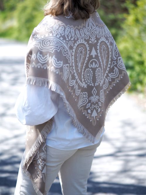 Hovedbilde Sjal Beige
